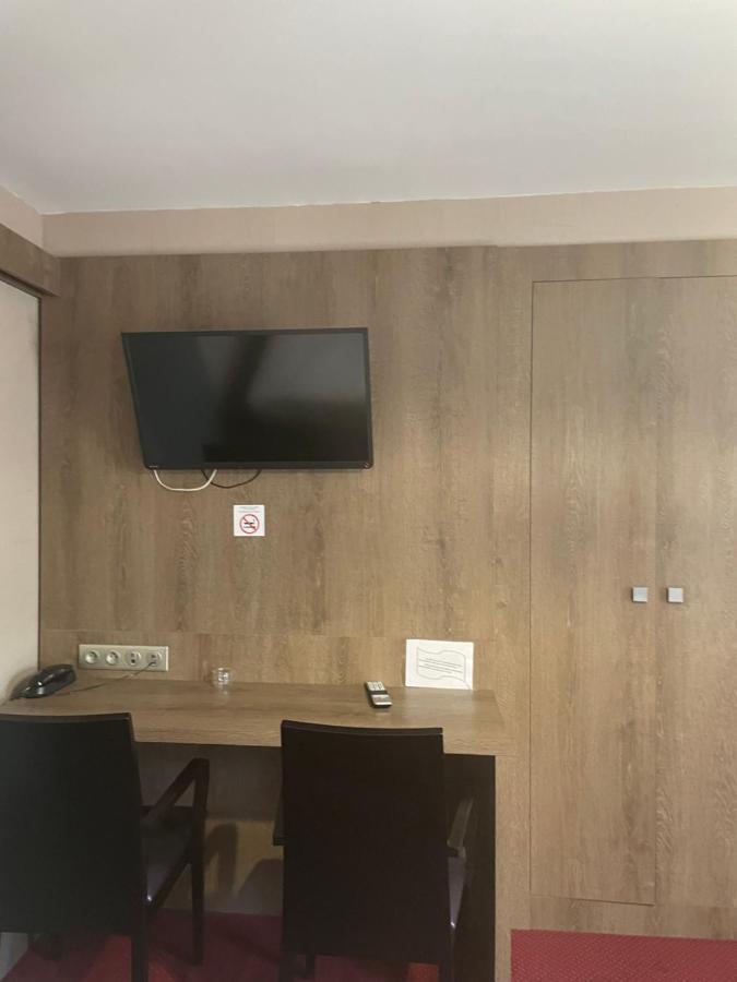 Brit Hotel Du Moulin De La Pioline - La Table A Fromages Αιξ-αν-Προβάνς Εξωτερικό φωτογραφία