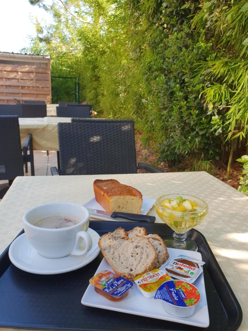 Brit Hotel Du Moulin De La Pioline - La Table A Fromages Αιξ-αν-Προβάνς Εξωτερικό φωτογραφία